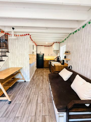 45 Emerson Road, Topsham, VT 05076