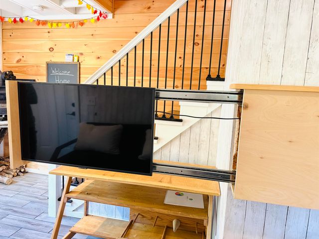 45 Emerson Road, Topsham, VT 05076