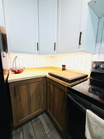 45 Emerson Road, Topsham, VT 05076