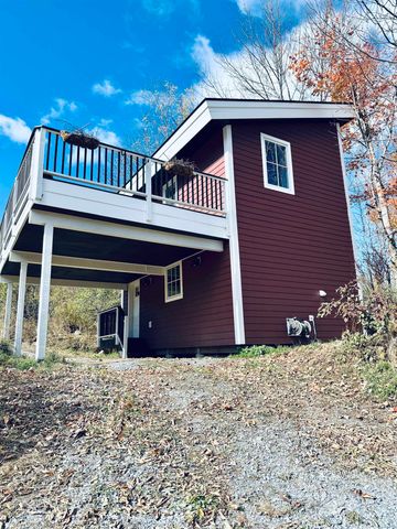45 Emerson Road, Topsham, VT 05076