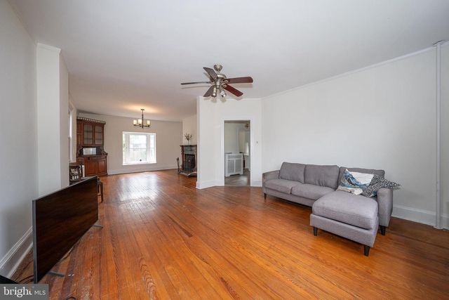562 BARRETT AVE, Haverford, PA 19041