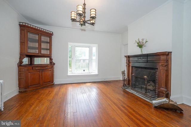 562 BARRETT AVE, Haverford, PA 19041