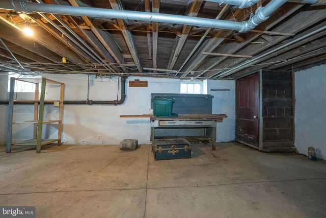 562 BARRETT AVE, Haverford, PA 19041