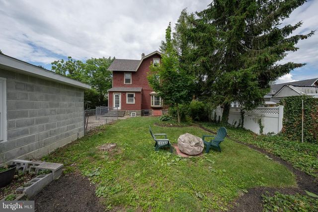 562 BARRETT AVE, Haverford, PA 19041