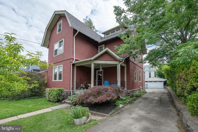 562 BARRETT AVE, Haverford, PA 19041