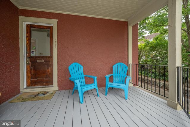 562 BARRETT AVE, Haverford, PA 19041