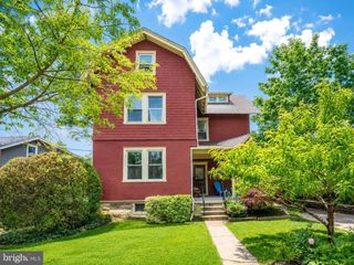 562 BARRETT AVE, Haverford, PA 19041