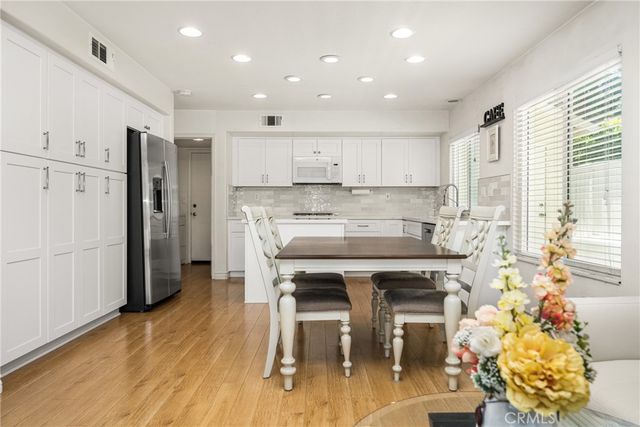 1038 S Cascade Lane, Anaheim Hills, CA 92808