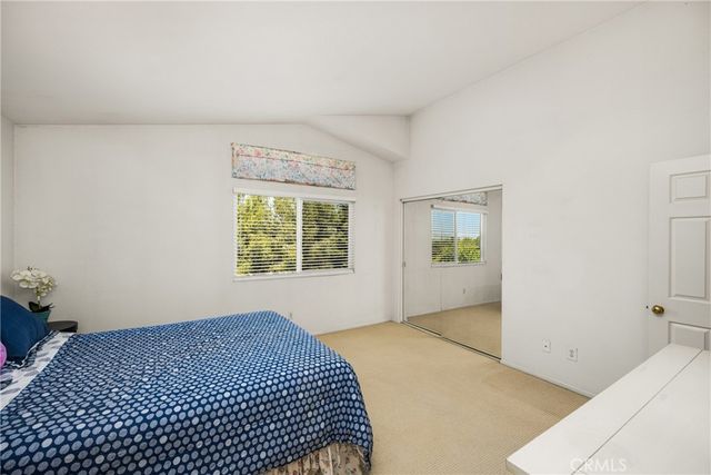 1038 S Cascade Lane, Anaheim Hills, CA 92808
