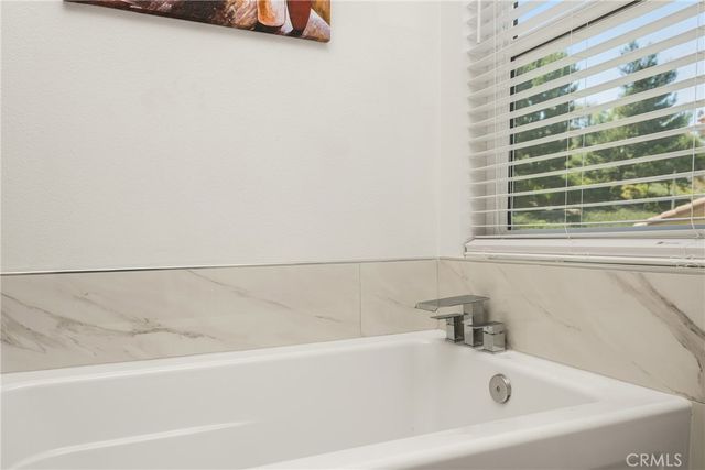 1038 S Cascade Lane, Anaheim Hills, CA 92808
