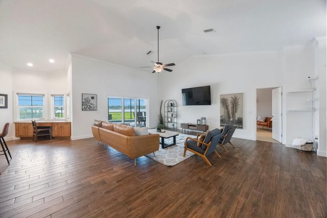 826 CHRISTINA CIRCLE, Oldsmar, FL 34677