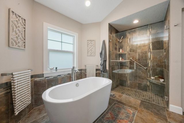 826 CHRISTINA CIRCLE, Oldsmar, FL 34677