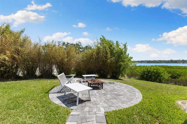 826 CHRISTINA CIRCLE, Oldsmar, FL 34677