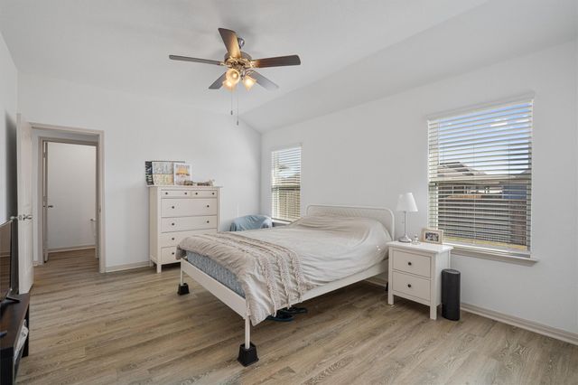 131 Aransas River RD, Hutto, TX 78634