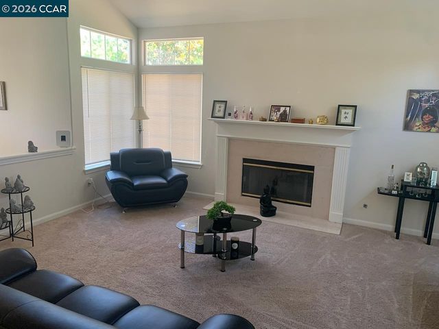 4700 Hunter Peak Ct, Antioch, CA 94531