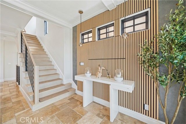 312 Carnation Avenue, Corona Del Mar (newport Beach), CA 92625