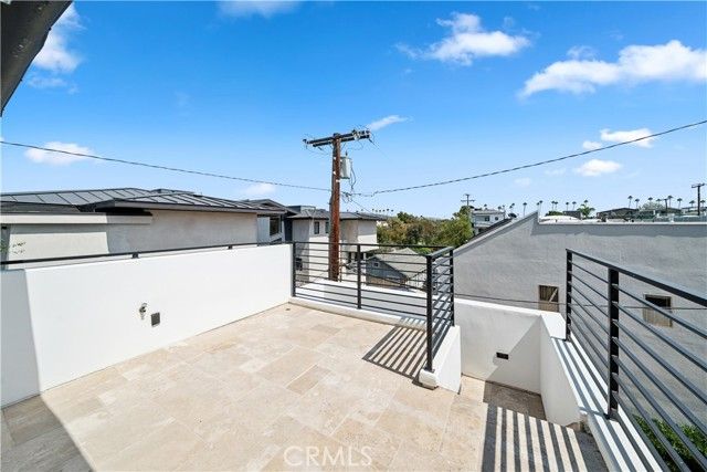 312 Carnation Avenue, Corona Del Mar (newport Beach), CA 92625