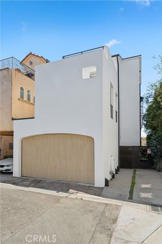 312 Carnation Avenue, Corona Del Mar (newport Beach), CA 92625