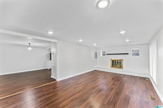 1244 BARK AVENUE SE, Leeds, AL 35094
