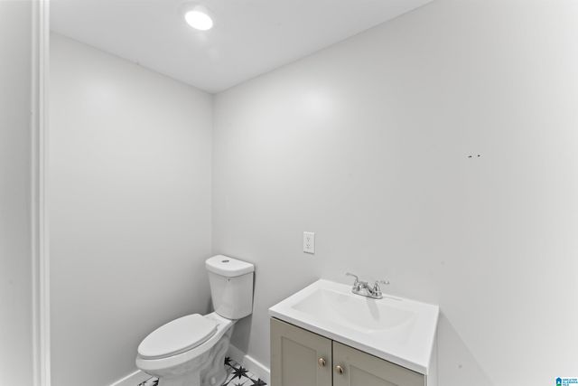 1244 BARK AVENUE SE, Leeds, AL 35094