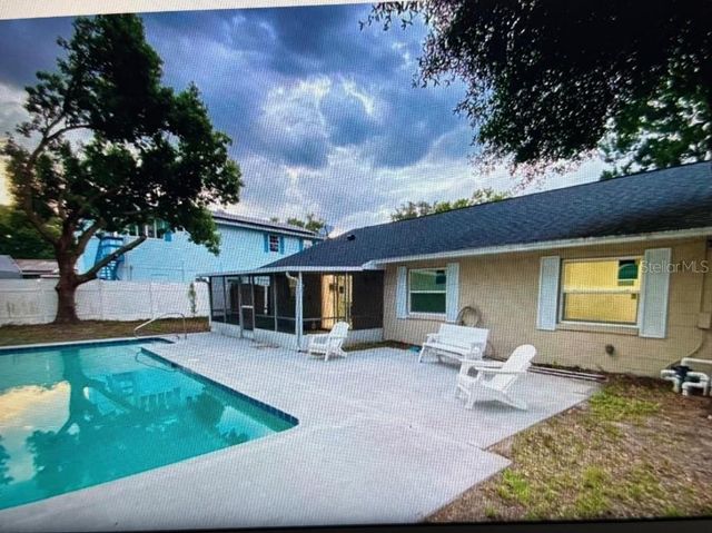 705 VANDERGRIFT DRIVE, Ocoee, FL 34761