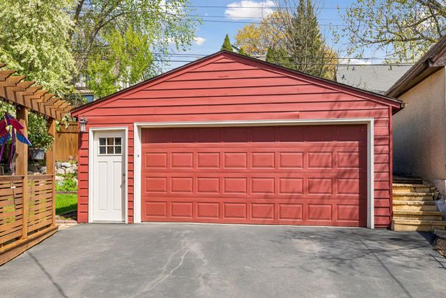 4817 11th Avenue S, Minneapolis, MN 55417