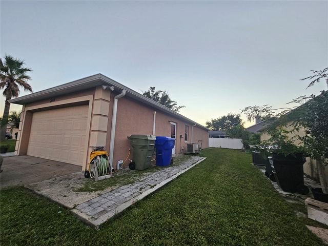 2408 LINCOLNSHIRE COURT, Kissimmee, FL 34743