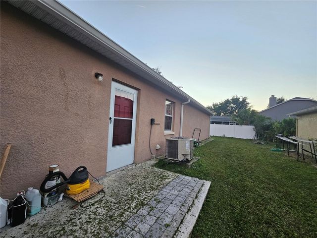 2408 LINCOLNSHIRE COURT, Kissimmee, FL 34743