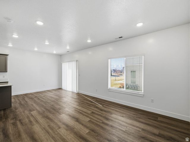 561 N 225 E, Providence, UT 84332