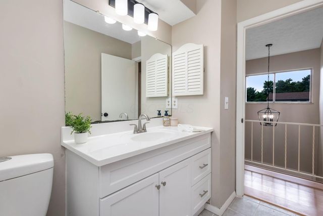 659 Parliament Avenue, Columbus, OH 43230
