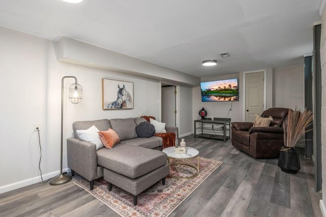 659 Parliament Avenue, Columbus, OH 43230