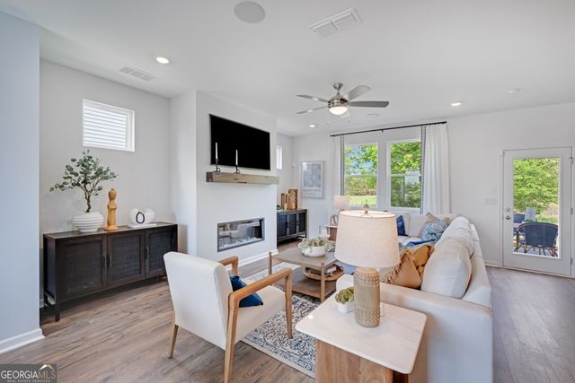 225 Groveton Court, Euharlee, GA 30145