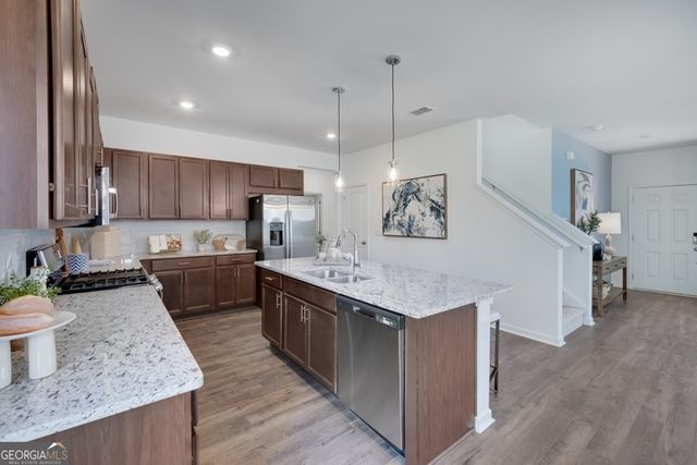 225 Groveton Court, Euharlee, GA 30145