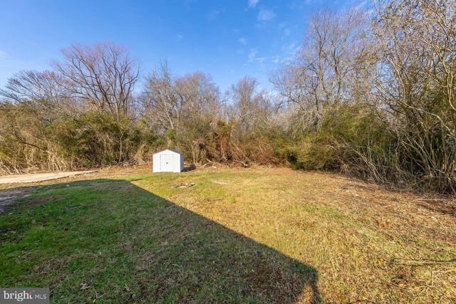 180 S DENNIS DR, Clayton, NJ 08312