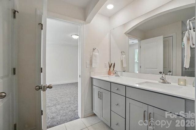 8018 Saluda Drive, Charlotte, NC 28269