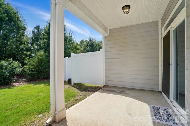 8018 Saluda Drive, Charlotte, NC 28269