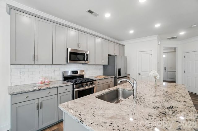 8018 Saluda Drive, Charlotte, NC 28269