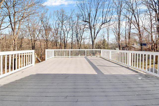 690 Gipsy Trail Road, Carmel, NY 10512