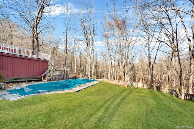 690 Gipsy Trail Road, Carmel, NY 10512