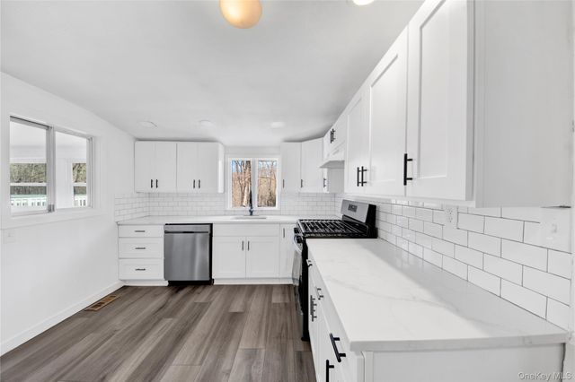 690 Gipsy Trail Road, Carmel, NY 10512