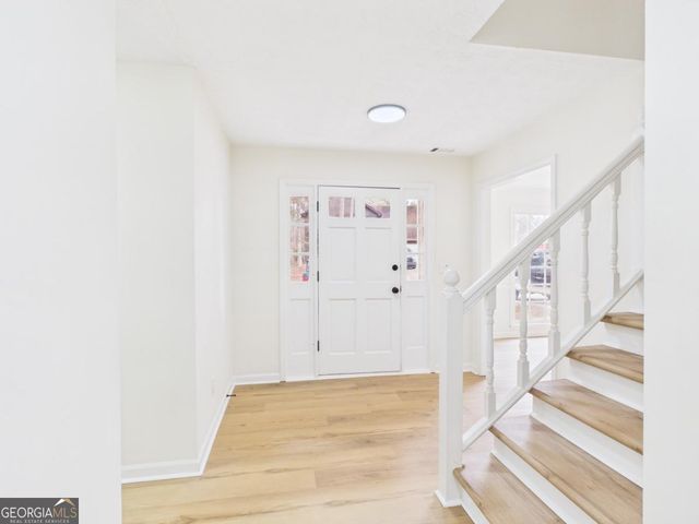 1400 Fieldgreen Overlook, Stone Mountain, GA 30088