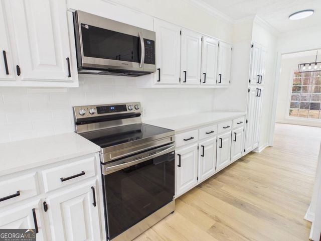 1400 Fieldgreen Overlook, Stone Mountain, GA 30088