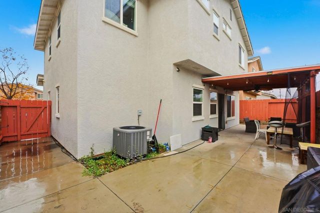 522 Mary Lane, El Cajon, CA 92021