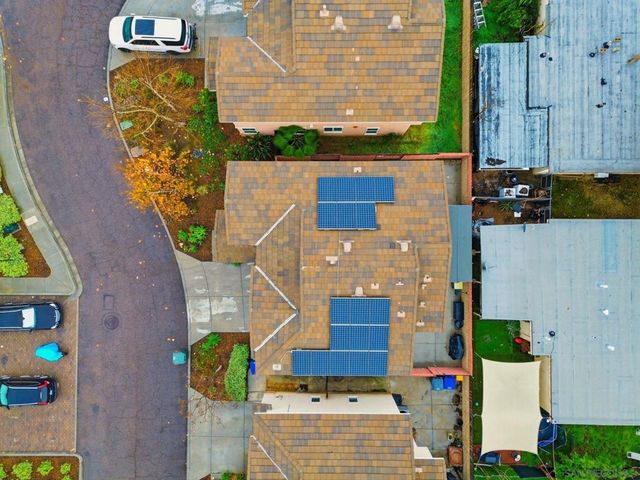 522 Mary Lane, El Cajon, CA 92021