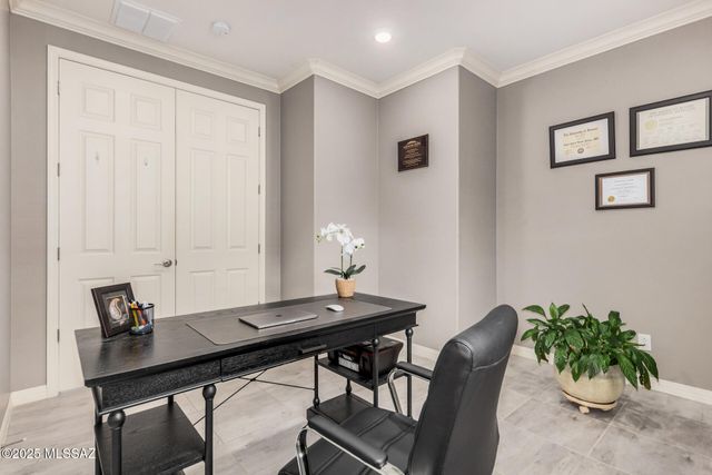 8585 N Genoa Court, Tucson, AZ 85742