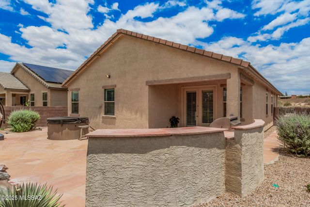 8585 N Genoa Court, Tucson, AZ 85742