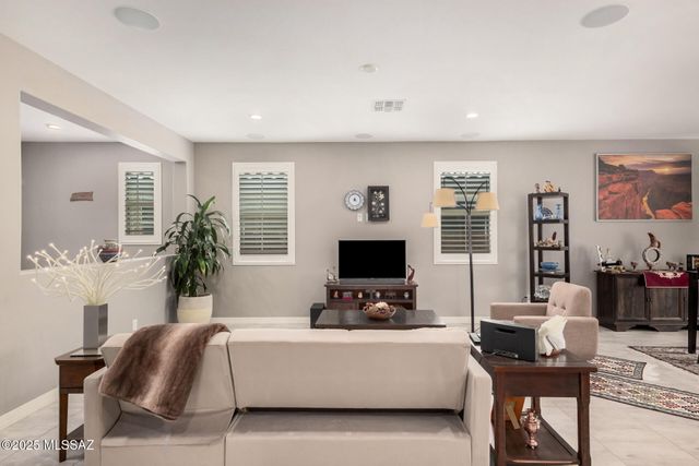 8585 N Genoa Court, Tucson, AZ 85742