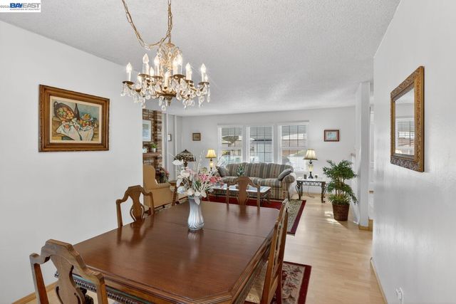 5827 Cold Water Drive, Castro Valley, CA 94552