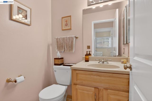 5827 Cold Water Drive, Castro Valley, CA 94552