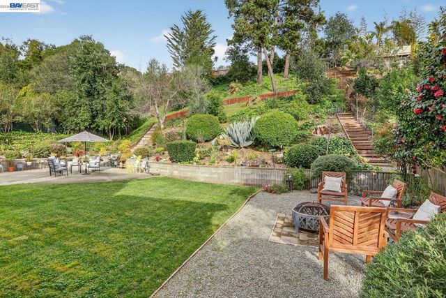 5827 Cold Water Drive, Castro Valley, CA 94552